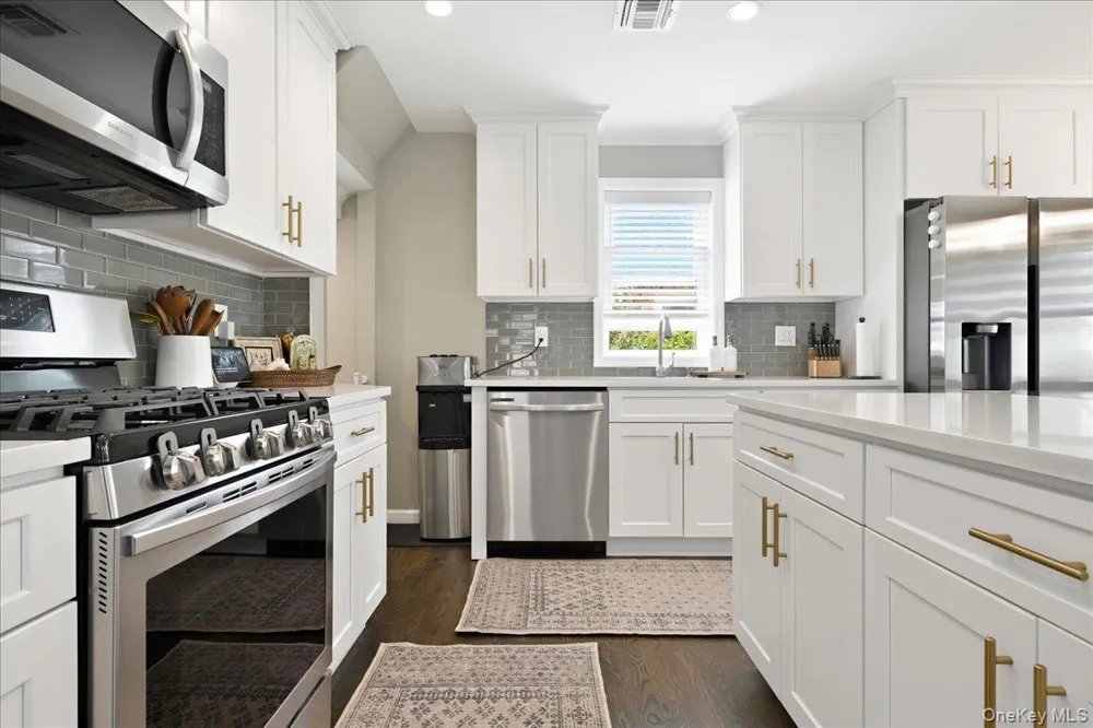 47 Fendale Street Franklin Square, NY 11010