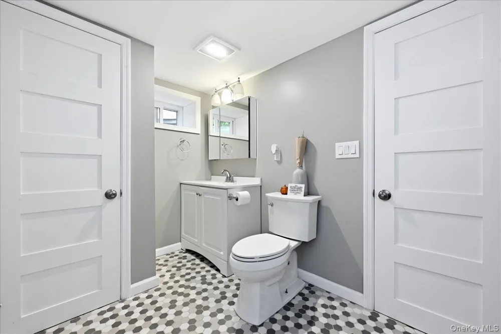 47 Fendale Street Franklin Square, NY 11010