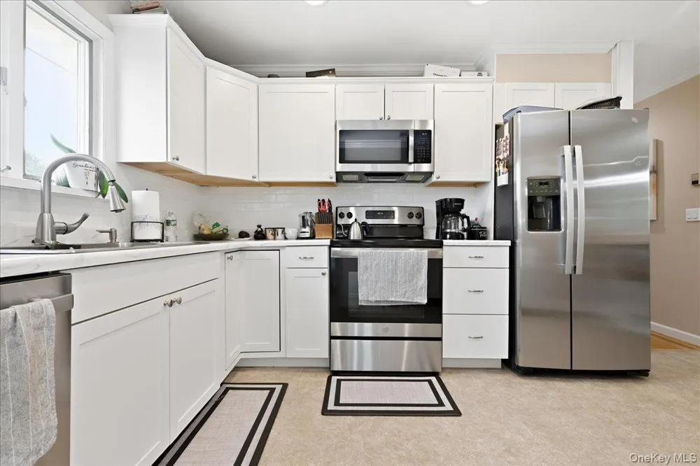 3790 Waverly Avenue Seaford, NY 11783