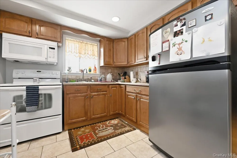 3790 Waverly Avenue Seaford, NY 11783