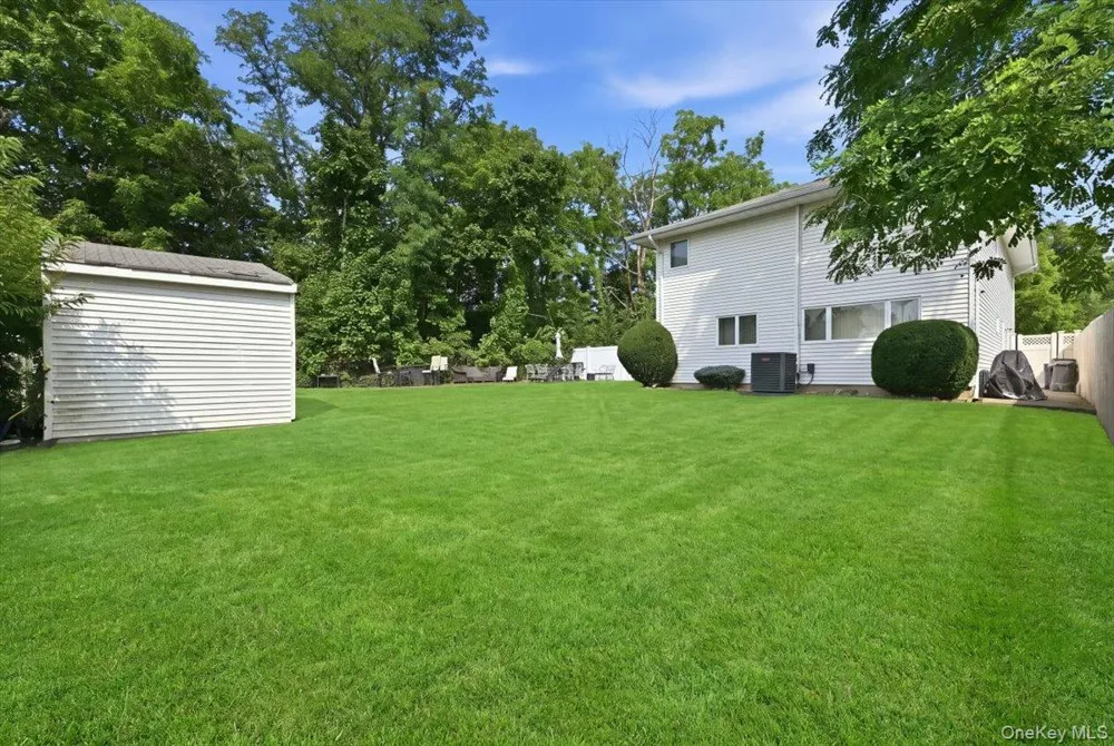 3790 Waverly Avenue Seaford, NY 11783