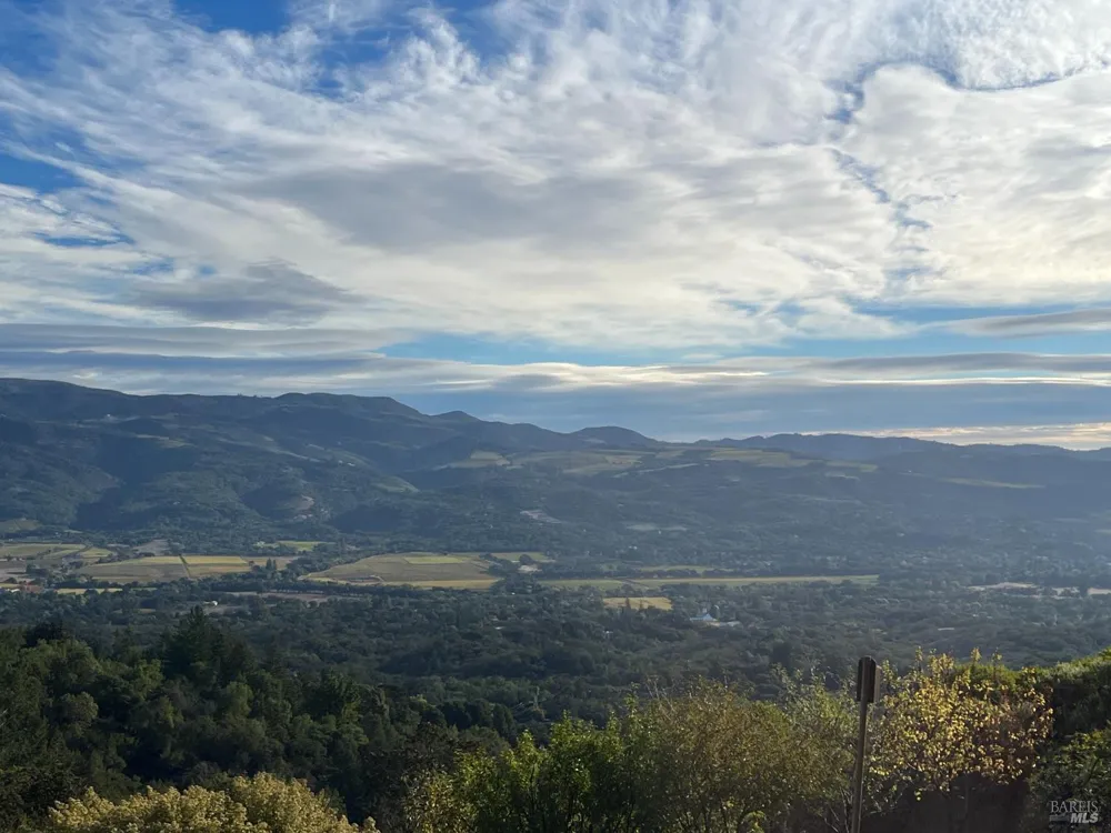 10 High Grove Lane Sonoma, CA 95476