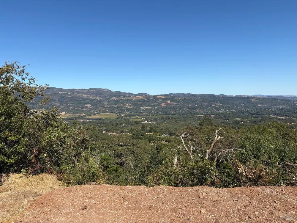10 High Grove Lane Sonoma, CA 95476