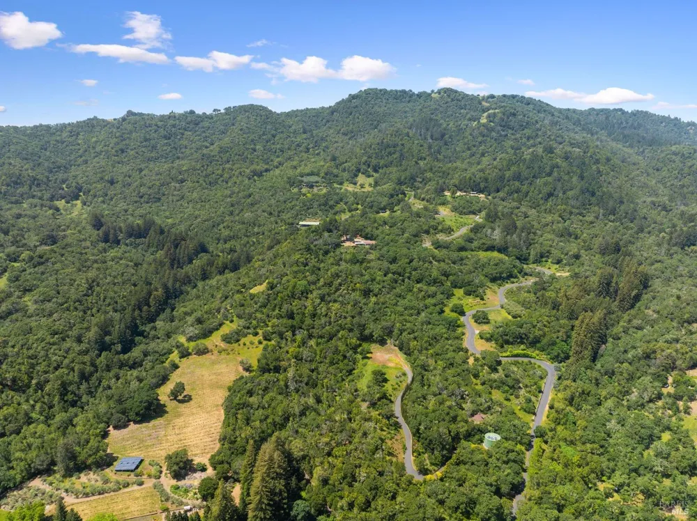 10 High Grove Lane Sonoma, CA 95476