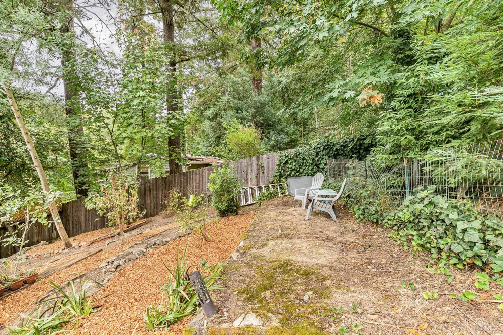9412 Westside Road Forestville, CA 95436
