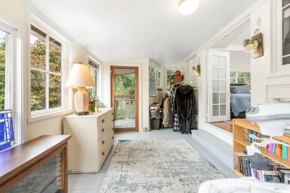 9412 Westside Road Forestville, CA 95436