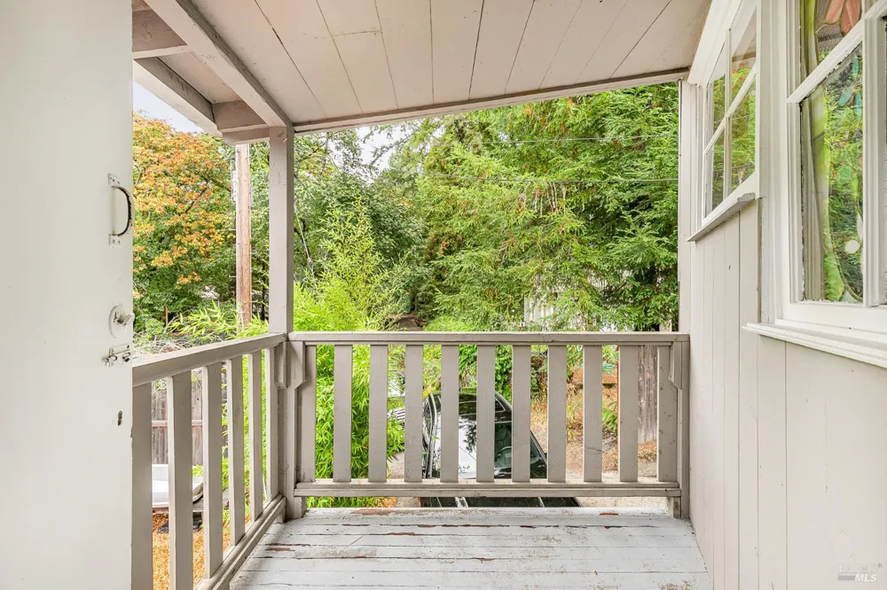 9412 Westside Road Forestville, CA 95436