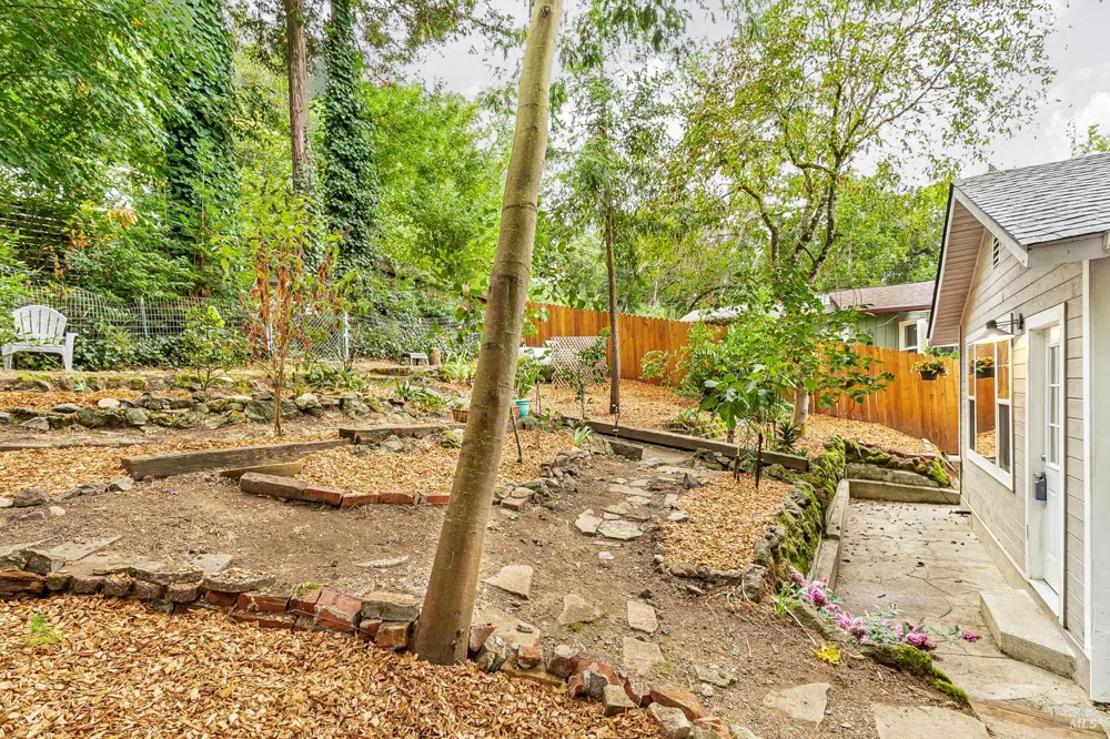 9412 Westside Road Forestville, CA 95436