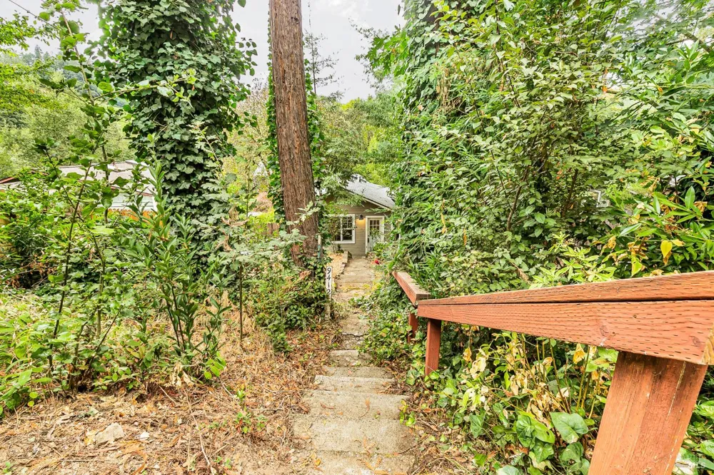 9412 Westside Road Forestville, CA 95436