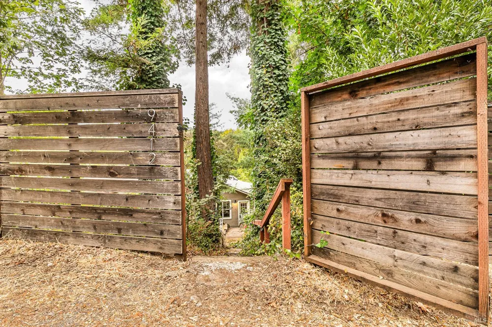 9412 Westside Road Forestville, CA 95436