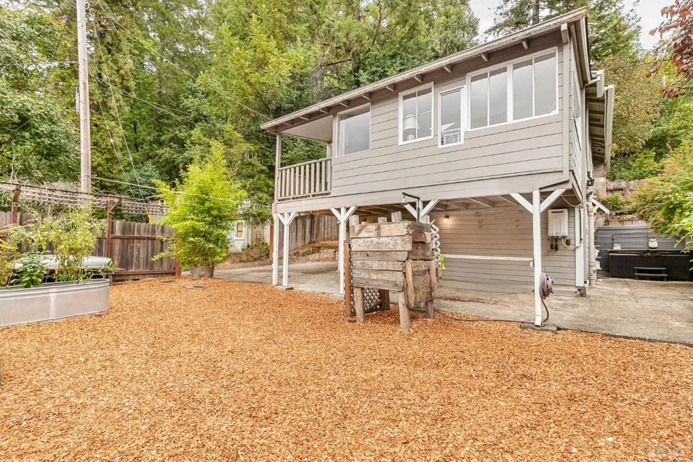 9412 Westside Road Forestville, CA 95436