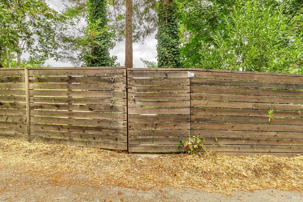9412 Westside Road Forestville, CA 95436