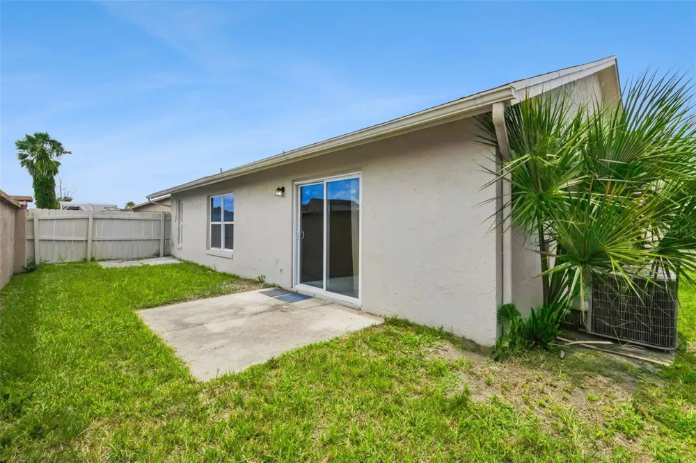 5272 LONESOME DOVE DRIVE Kissimmee, FL 34746