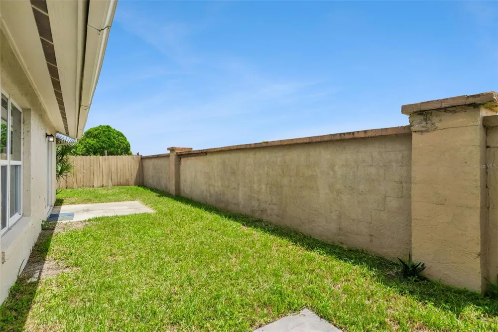 5272 LONESOME DOVE DRIVE Kissimmee, FL 34746