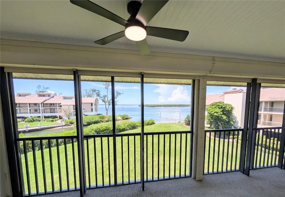 3850 MARINERS WALK #723 Cortez, FL 34215