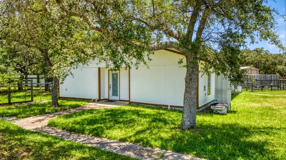 102 Woodhaven Drive Ingleside on the Bay, TX 78362