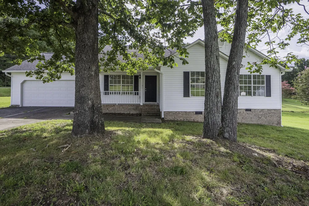 19 Melissa Drive Ringgold, GA 30736