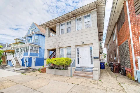 5 N Newport Ave