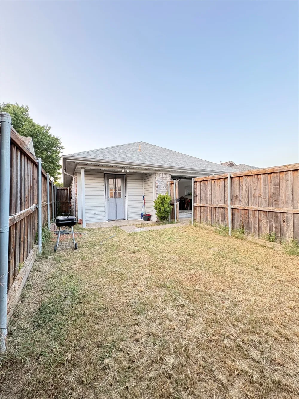 324 Conger Drive Mesquite, TX 75149