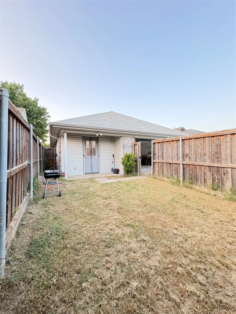 324 Conger Drive Mesquite, TX 75149