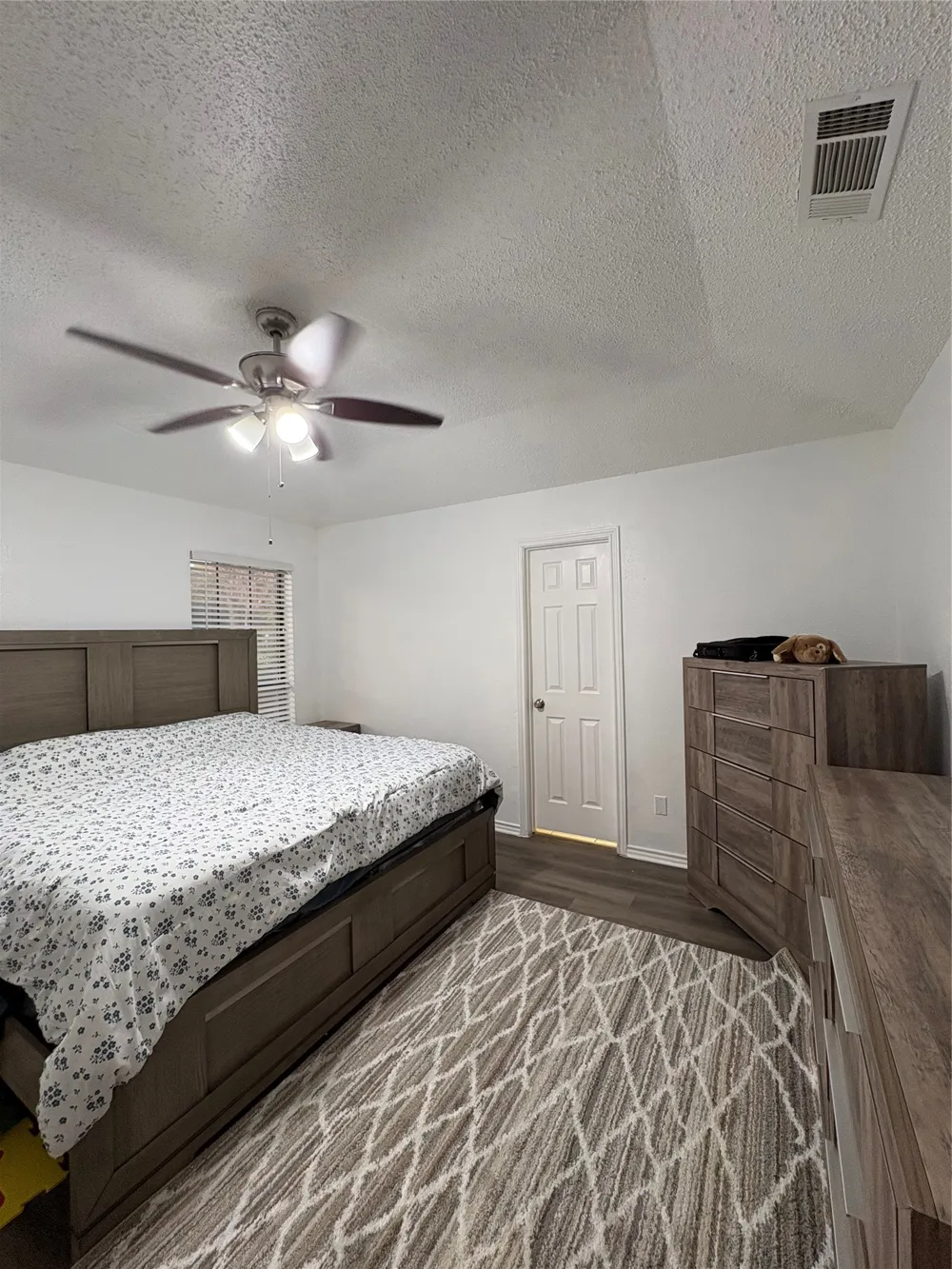 324 Conger Drive Mesquite, TX 75149