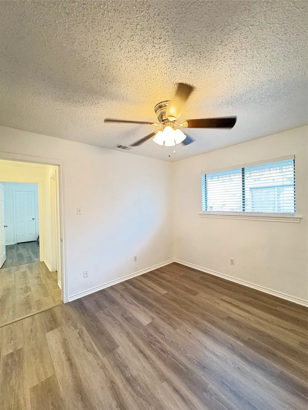 324 Conger Drive Mesquite, TX 75149