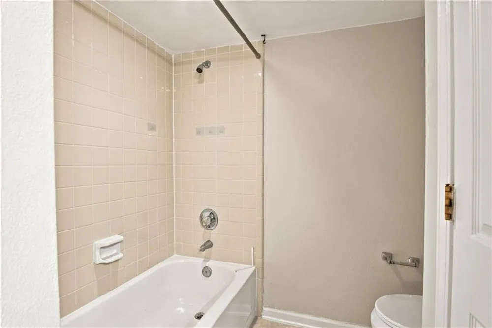 1101 Garden Court Sandy Springs, GA 30328