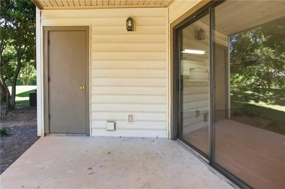 1101 Garden Court Sandy Springs, GA 30328