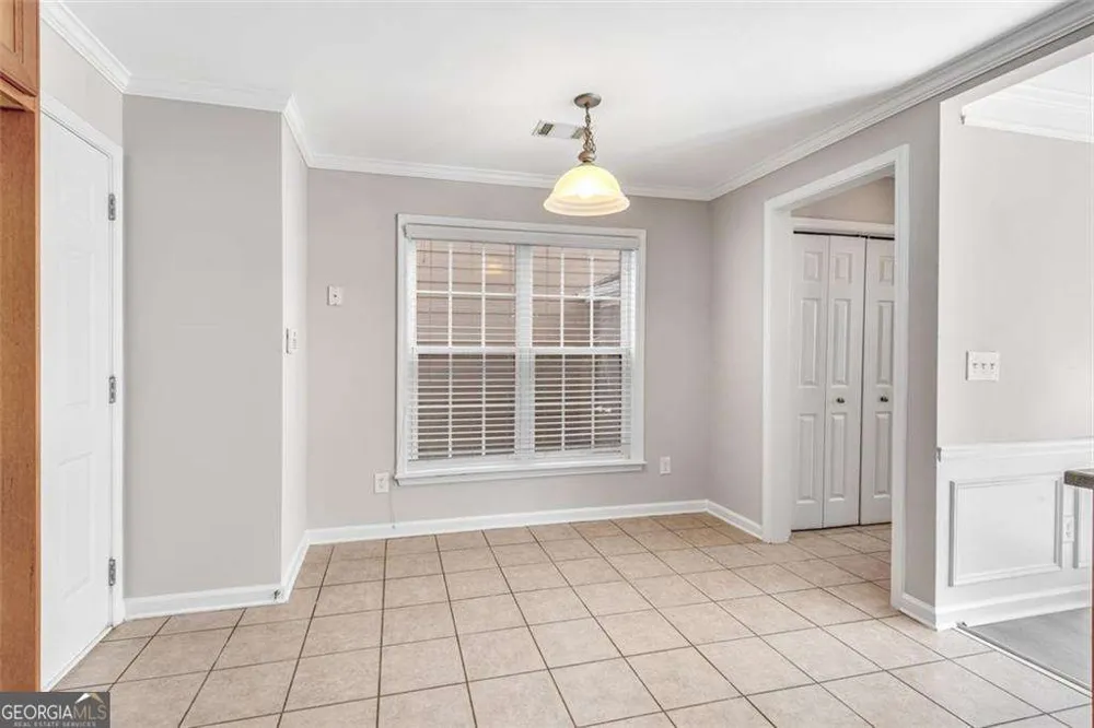 268 Balaban CIR Woodstock, GA 30188