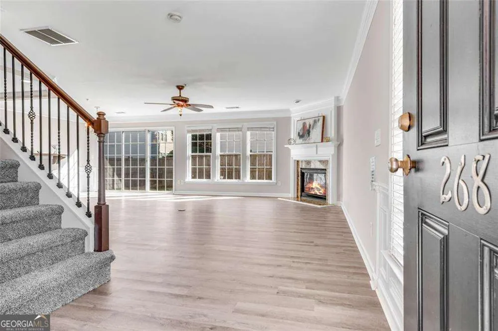 268 Balaban CIR Woodstock, GA 30188