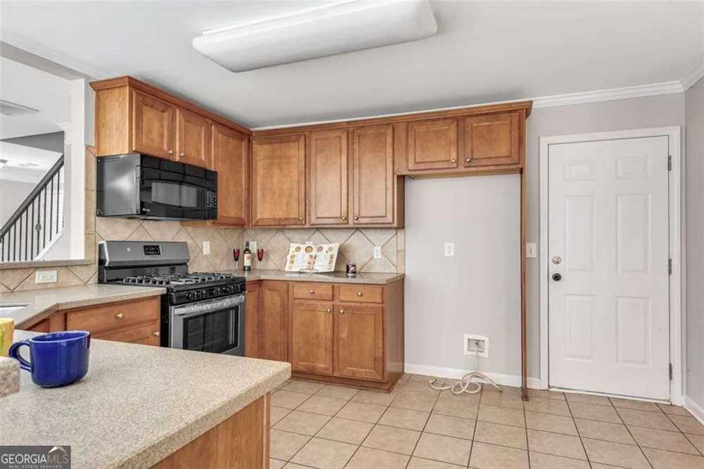 268 Balaban CIR Woodstock, GA 30188