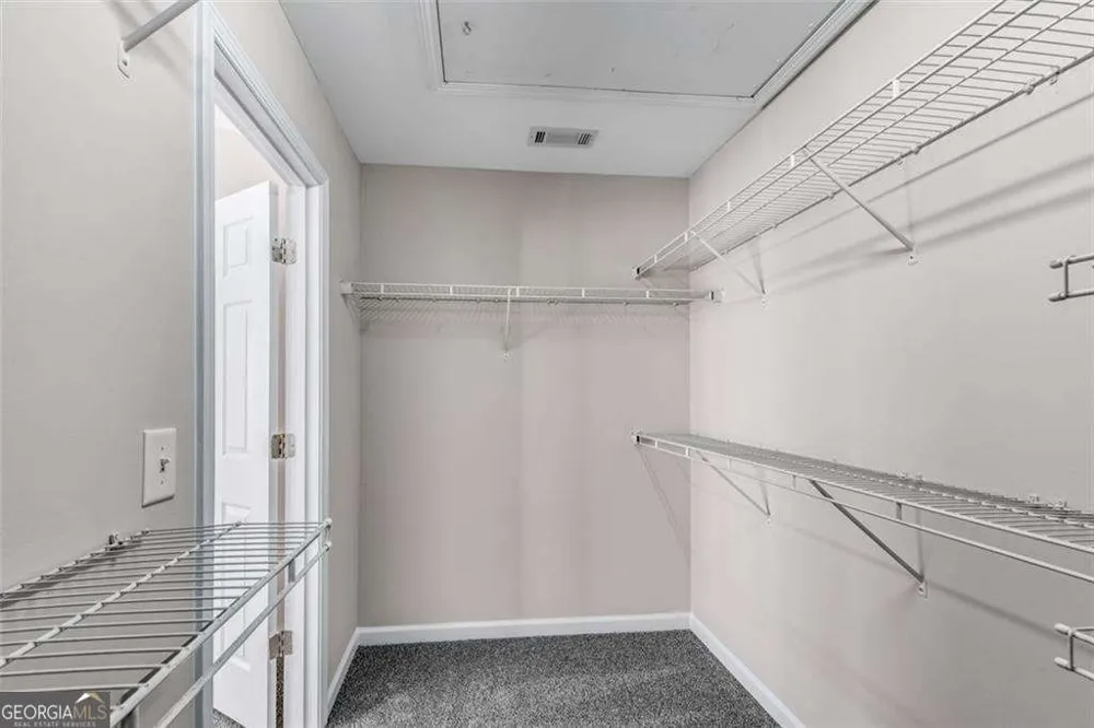268 Balaban CIR Woodstock, GA 30188