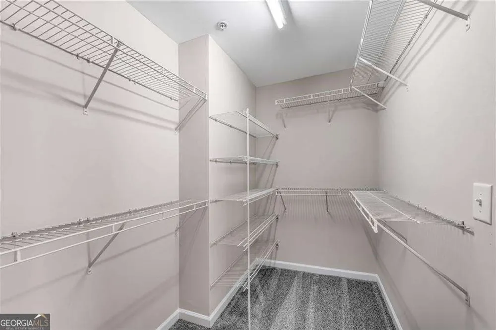 268 Balaban CIR Woodstock, GA 30188