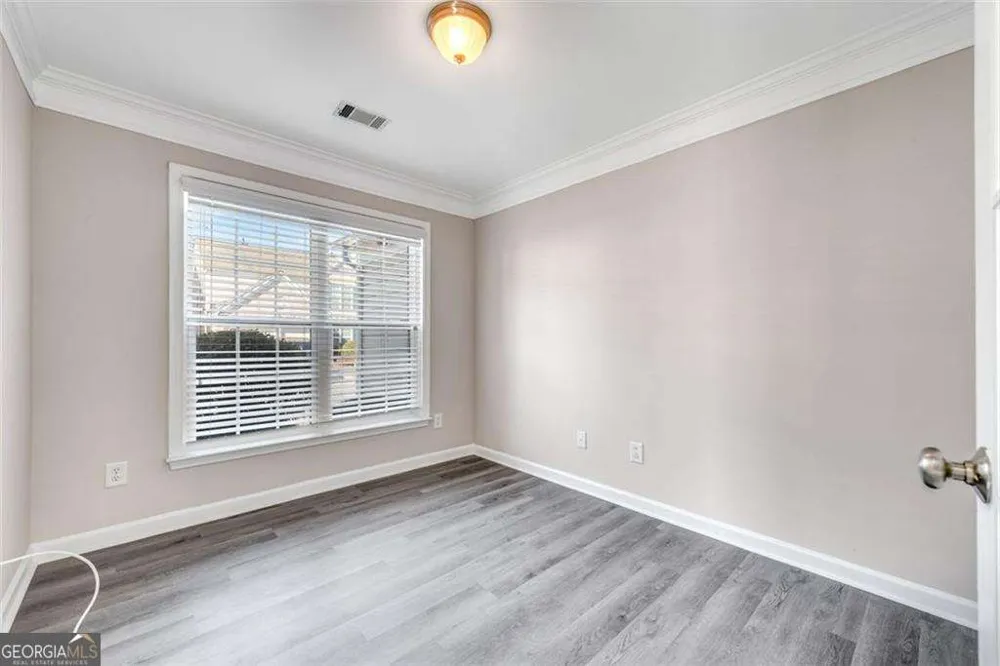 268 Balaban CIR Woodstock, GA 30188
