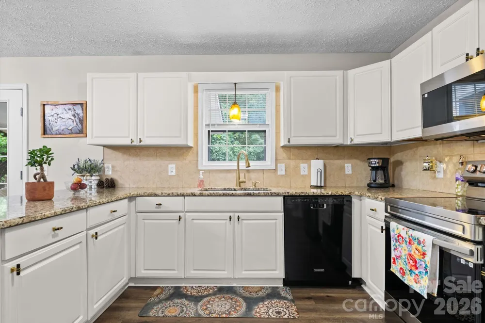 8791 Lisa Trail Connelly Springs, NC 28612