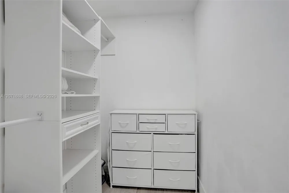 2615 NE 26th St Fort Lauderdale, FL 33305
