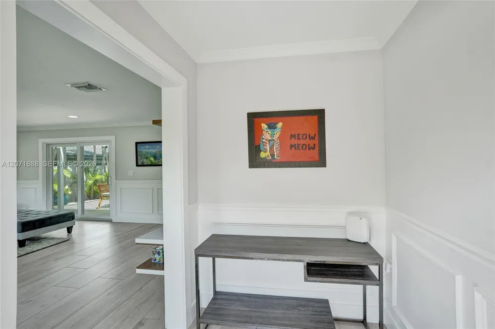 2615 NE 26th St Fort Lauderdale, FL 33305