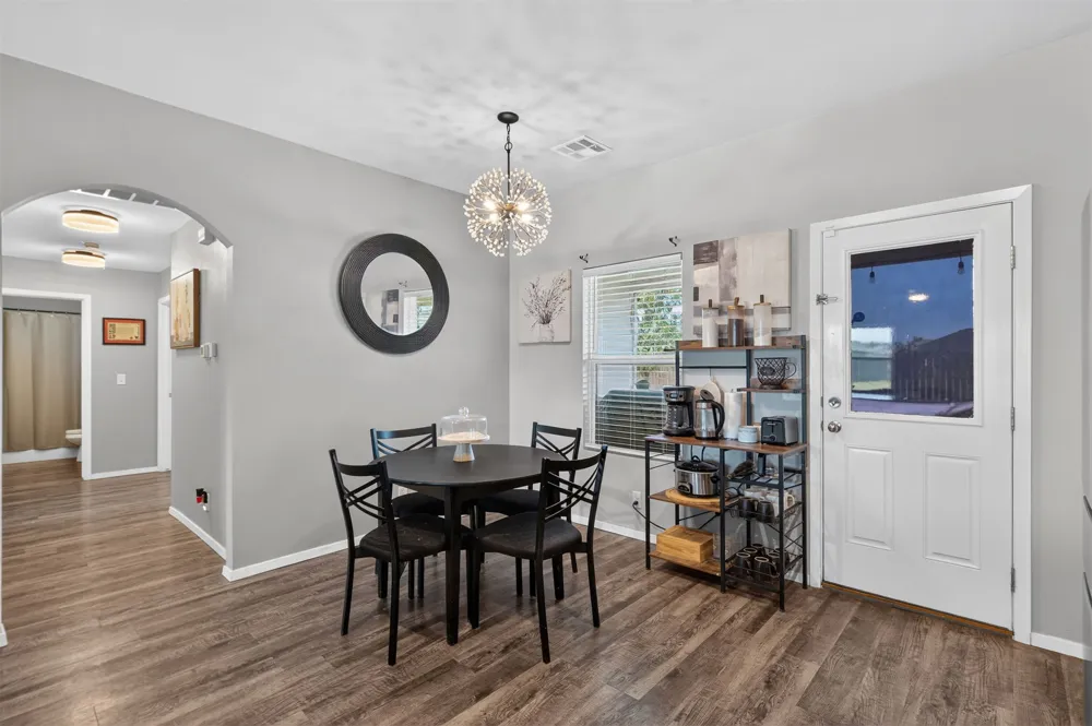 10133 E Jeff Street Claremore, OK 74019