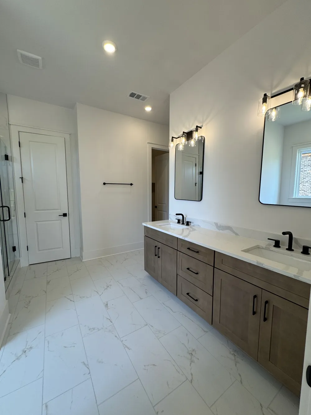 5060 Fairhaven Cir Thompsons Station, TN 37179