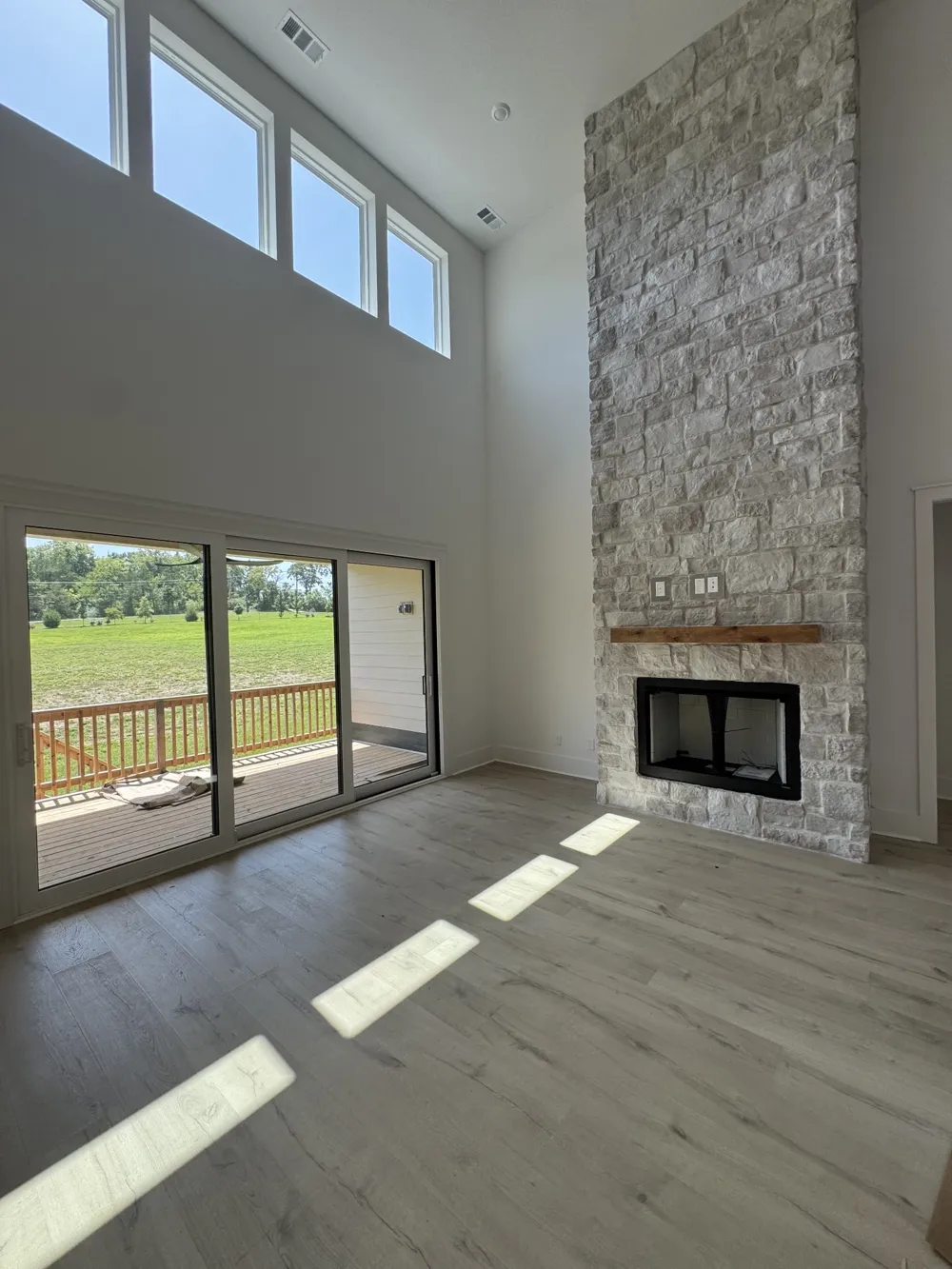 5060 Fairhaven Cir Thompsons Station, TN 37179