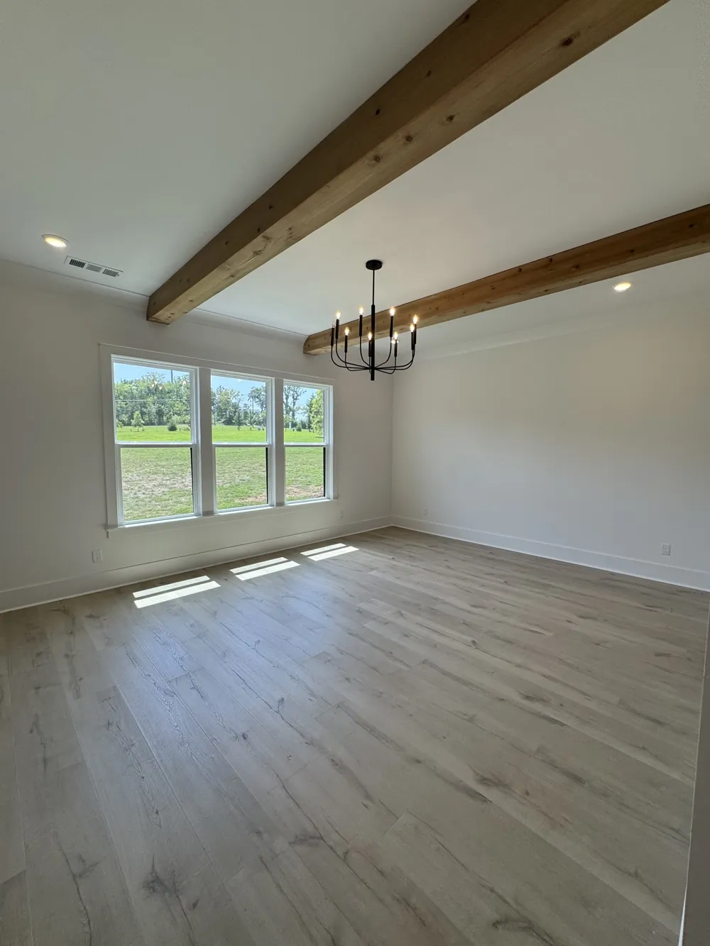 5060 Fairhaven Cir Thompsons Station, TN 37179