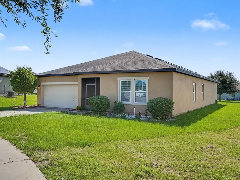 524 BLUE WATER COURT Haines City, FL 33844