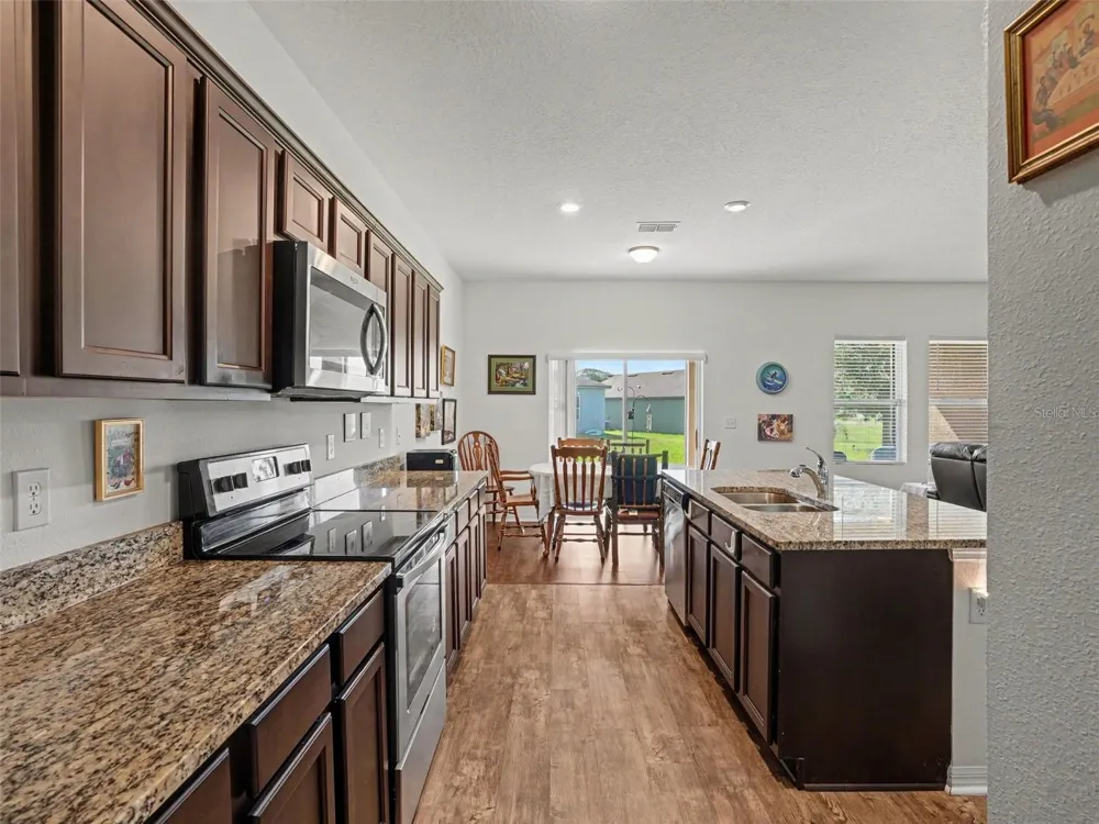 524 BLUE WATER COURT Haines City, FL 33844