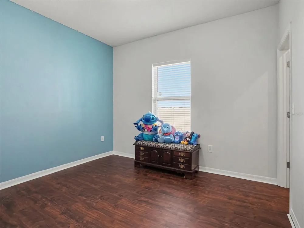 524 BLUE WATER COURT Haines City, FL 33844