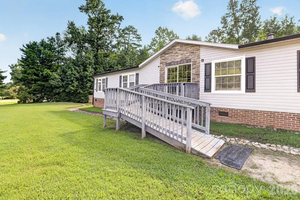 409 Helton Road Cherryville, NC 28021