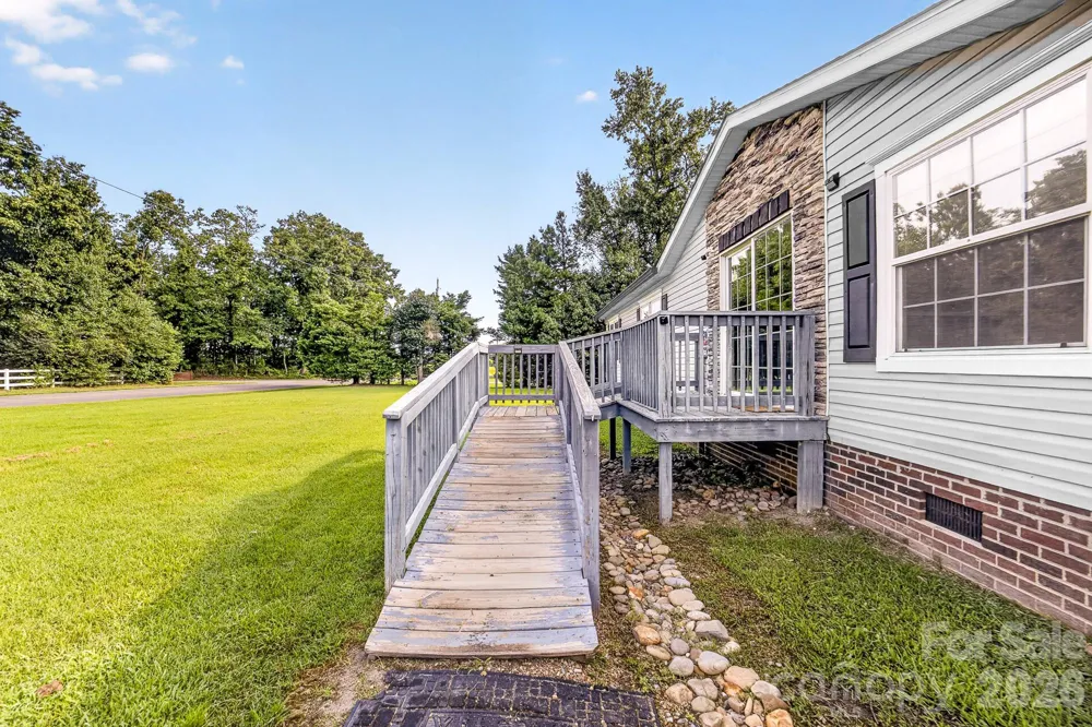 409 Helton Road Cherryville, NC 28021