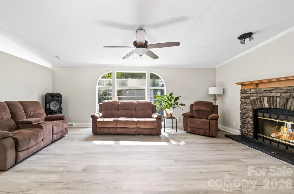 409 Helton Road Cherryville, NC 28021