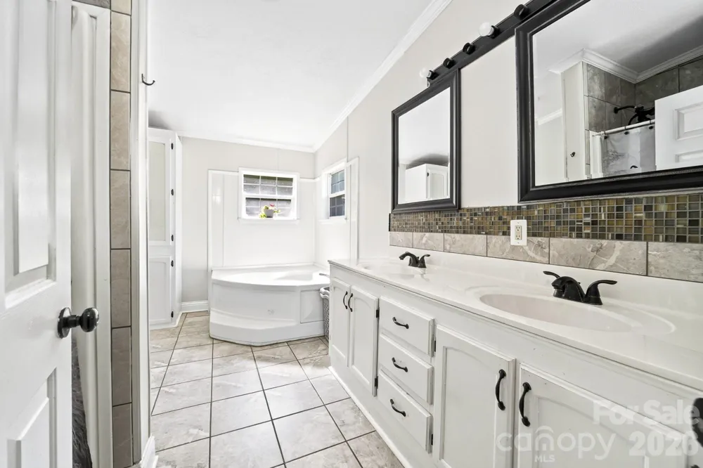 409 Helton Road Cherryville, NC 28021