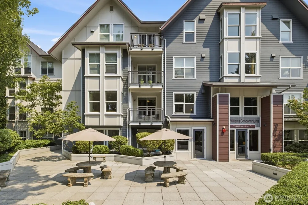 55 Williams Avenue S #201 Renton, WA 98057