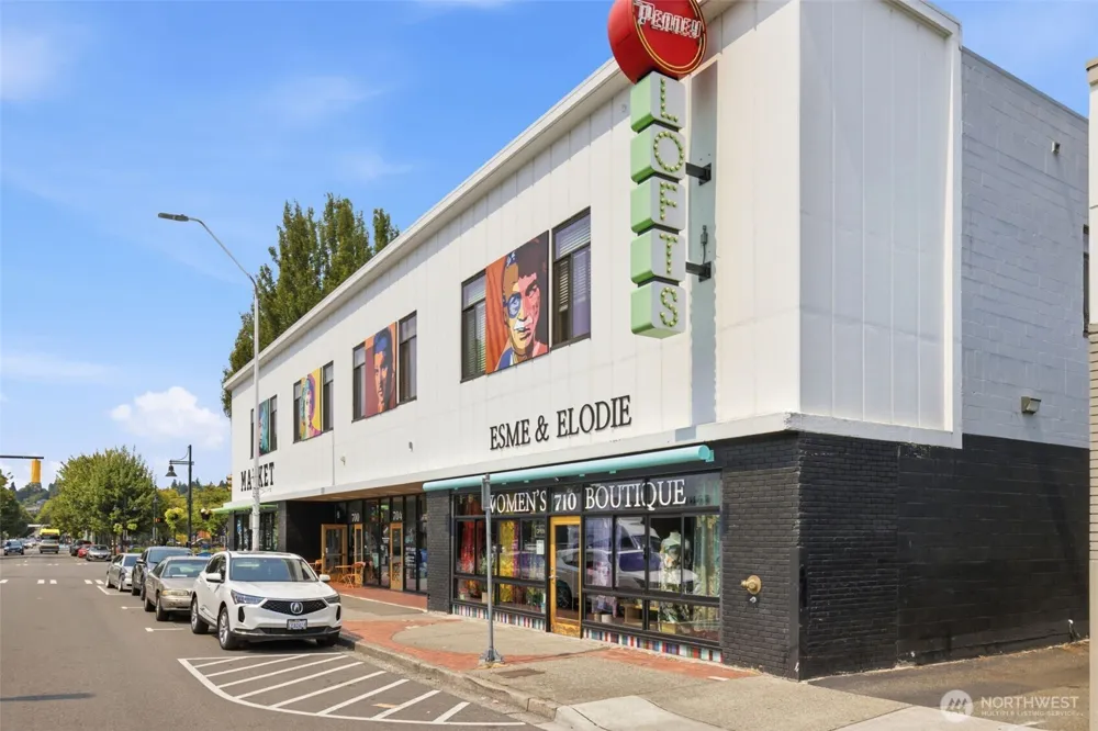 55 Williams Avenue S #201 Renton, WA 98057